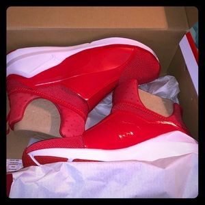 NWT Authentic puma x Kylie Jenner NWT red shoes